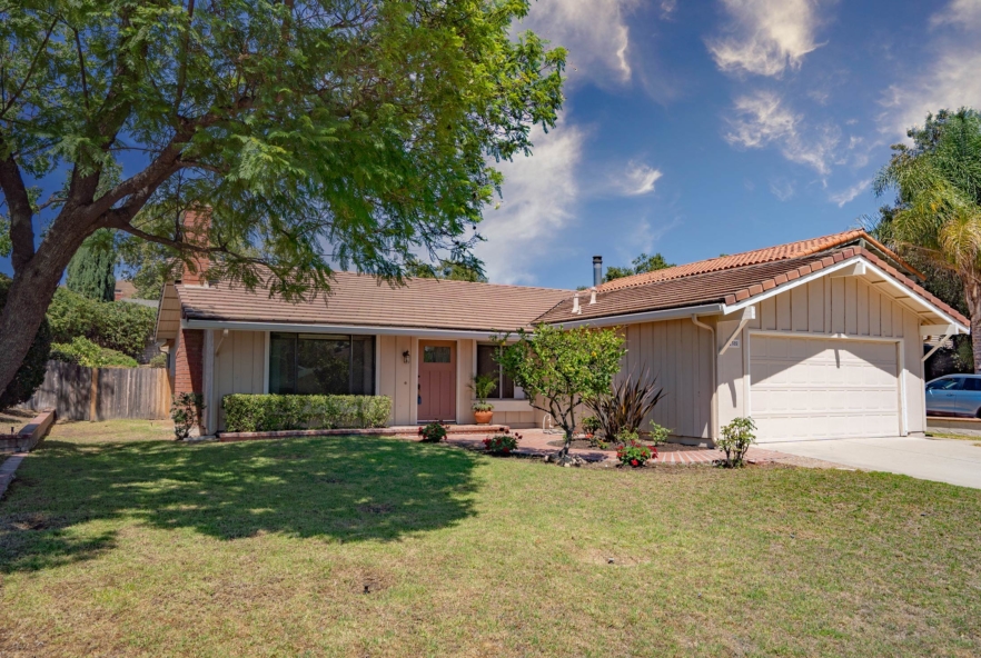 2385 Laurelpark Ct, Thousand Oaks, CA 91362 Photo of 2385 Laurelpark Ct, Thousand Oaks, CA 91362