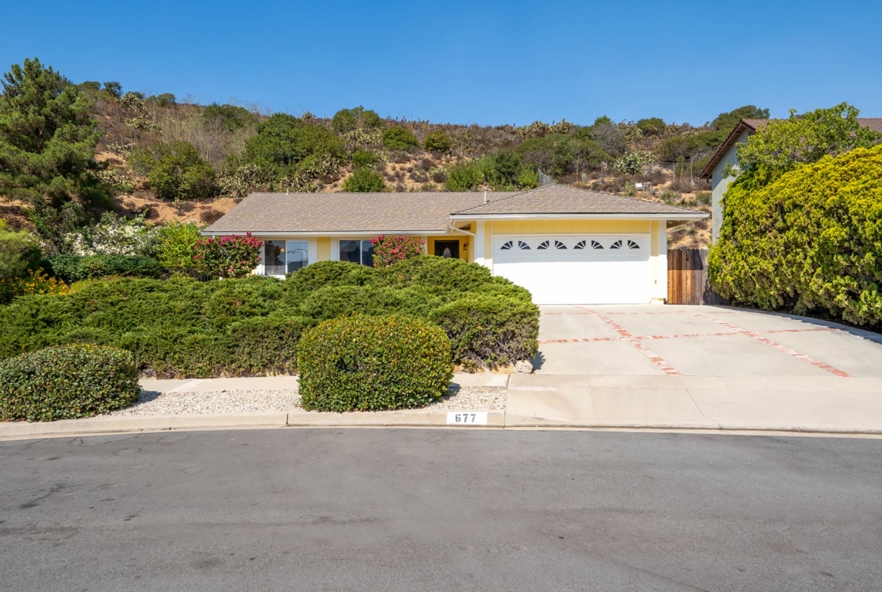 677 S Fowler Ave, Thousand Oaks, CA 91320 Photo of 677 S Fowler Ave, Thousand Oaks, CA 91320