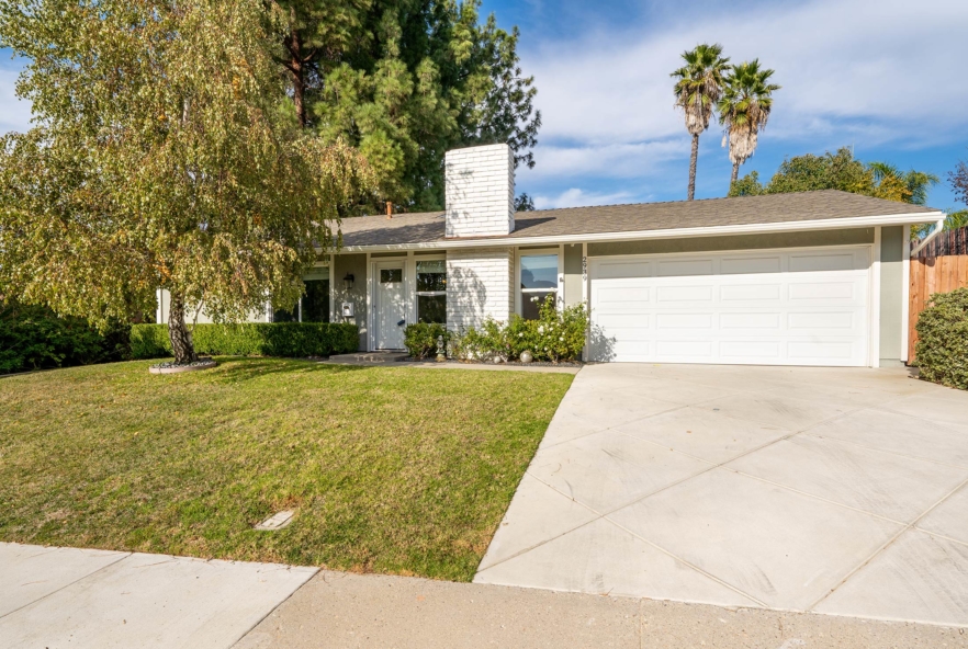 Photo of 2939 Cottonwood Ct, Newbury Park, CA 91320