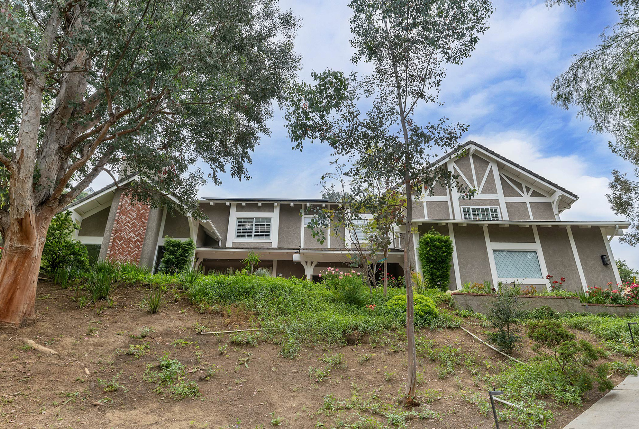 31 N Coolwater Rd, Bell Canyon, CA 91307 Photo of 31 N Coolwater Rd, Bell Canyon, CA 91307