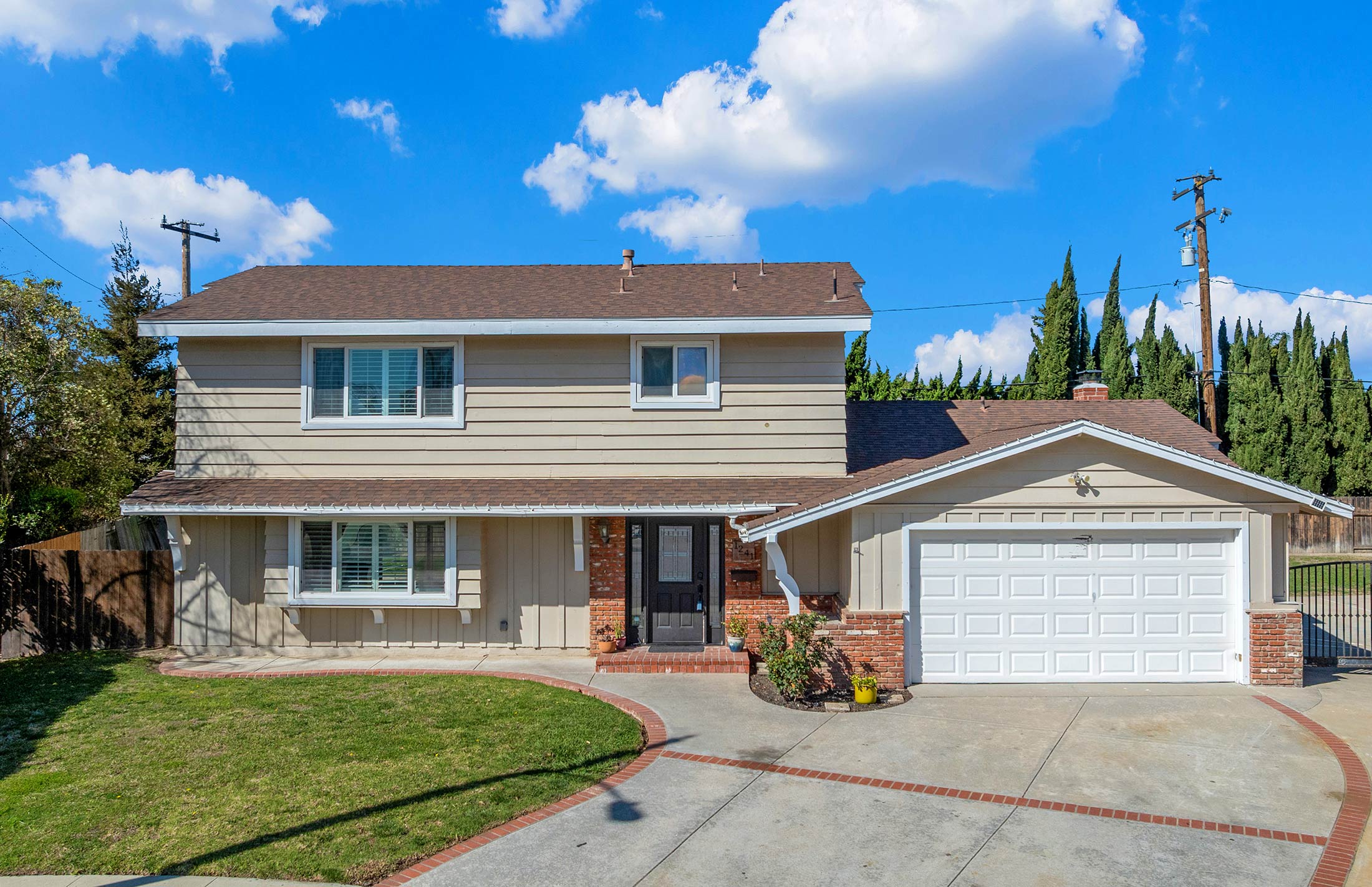 Photo of 1241 Bedford Dr, Camarillo, CA 93010